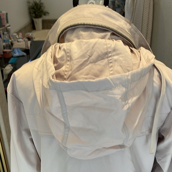 anorak jacket size medium sold out in most stores in great condition - Picture 8 of 11